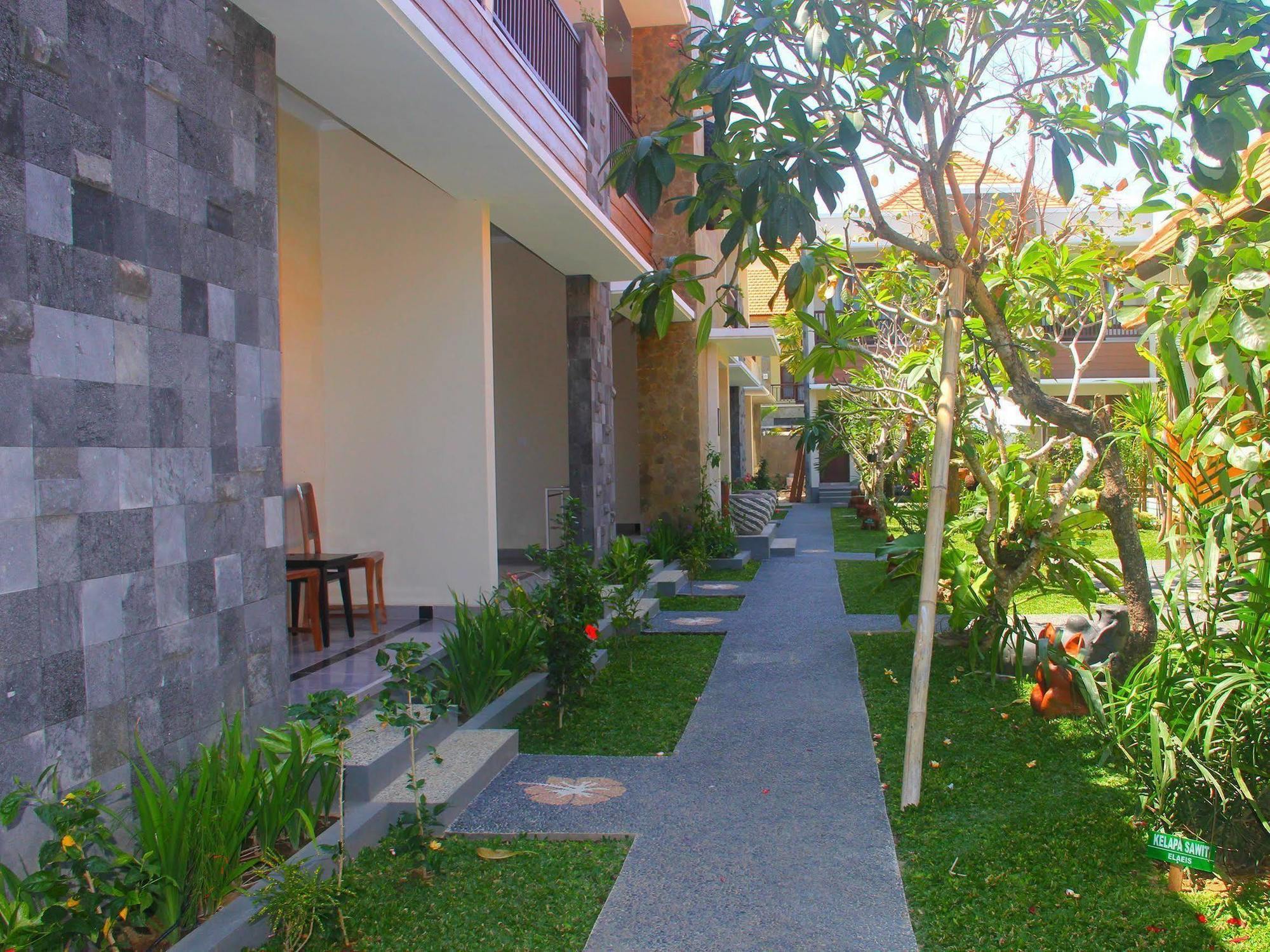 U Tube Hotel Uluwatu Exterior foto