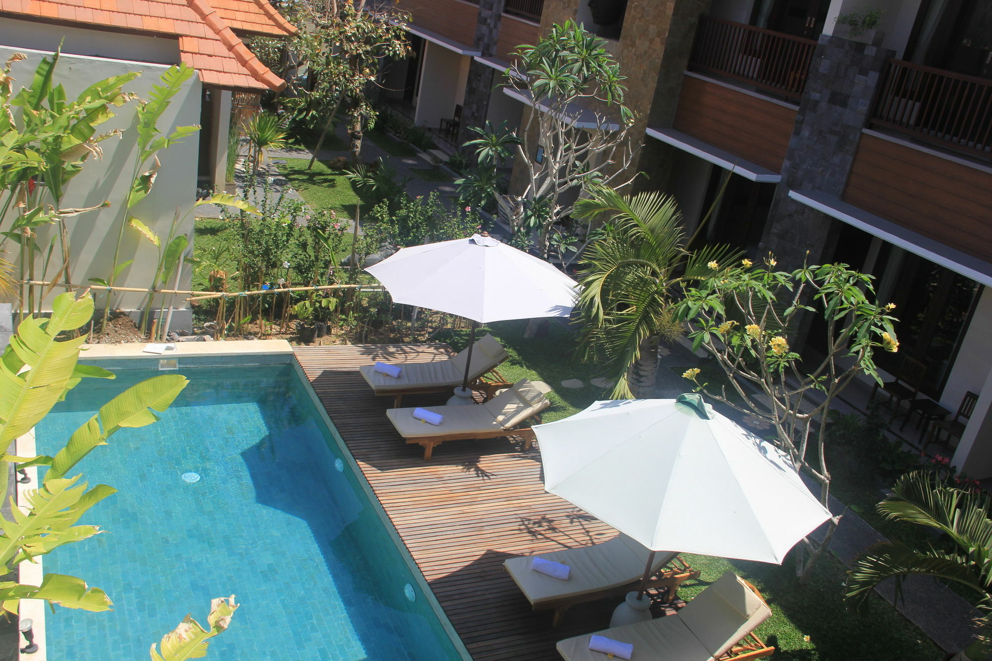 U Tube Hotel Uluwatu Exterior foto